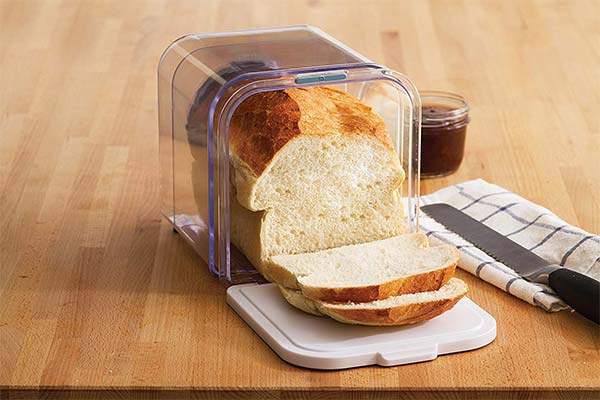 How to store bread