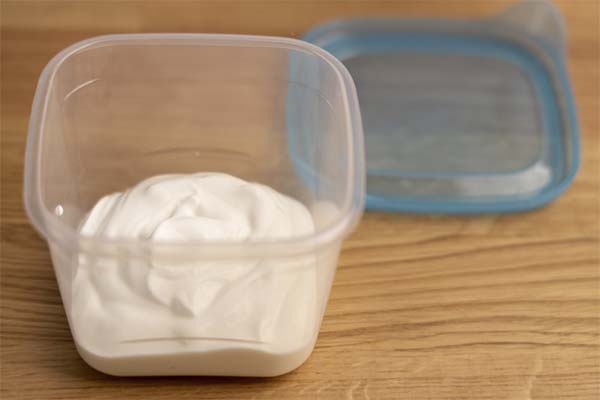 How to Store Sour Cream