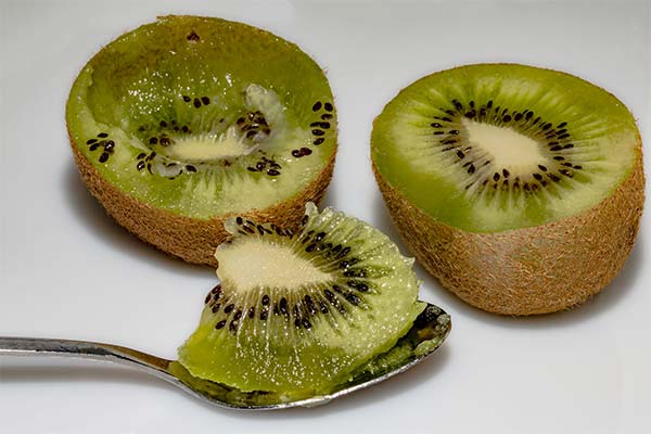 Tegn på en inficeret kiwifrugt