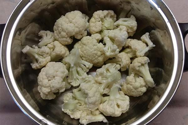 How to boil cauliflower