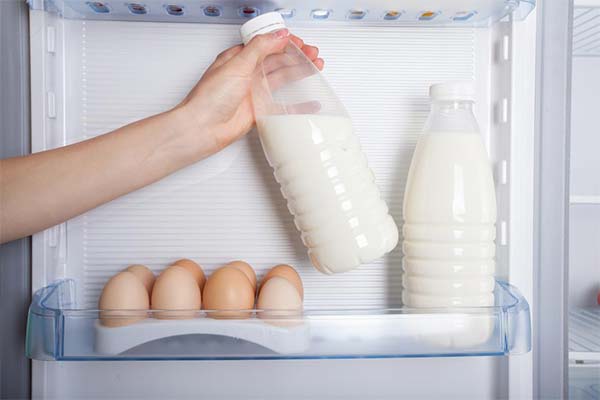 Jak skladovat mléko, aby se nezkazilo
