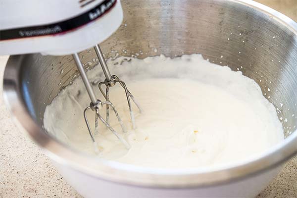 Felverhető a tejszín 10 vagy 20 százalékos tejszínhabbal?