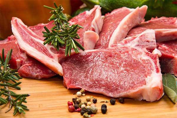 היתרונות והפגמים של בשר עיזים